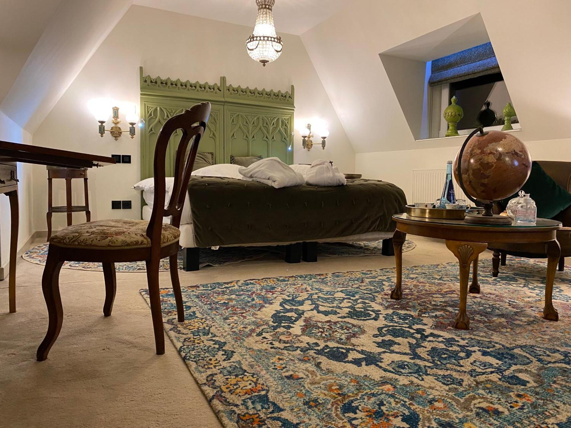 Au Petit Manoir 3* Socx
